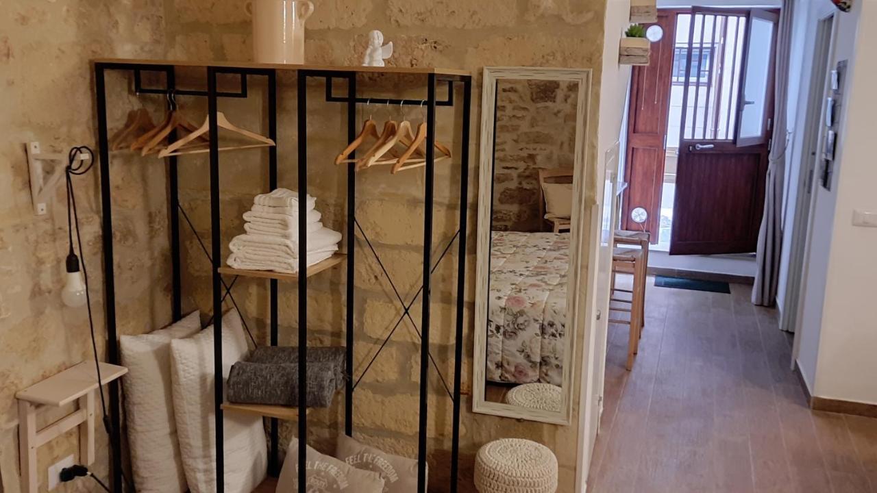 Loft Albicocca Bed & Breakfast Bari Exterior photo